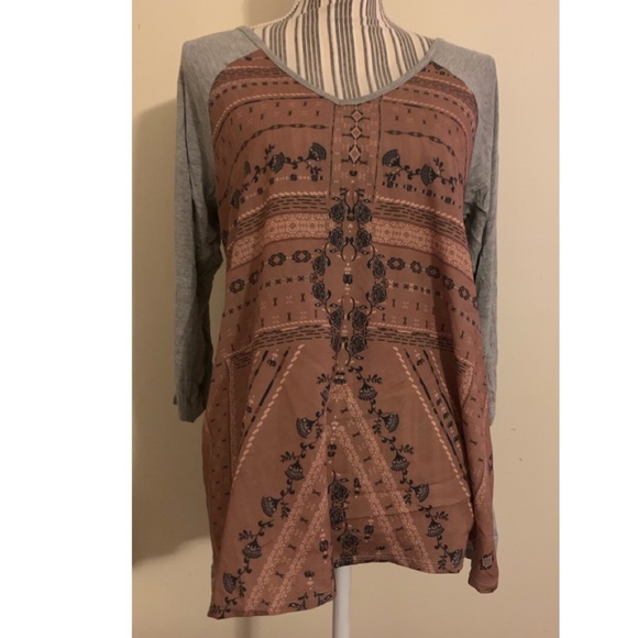 Maurices Tops - Graphic Tee